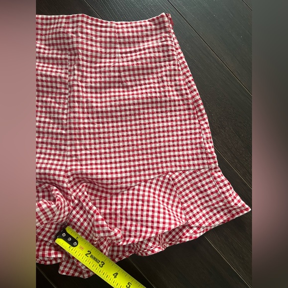 NWT Zara high-waisted Gingham frilly Shorts! - Picture 6 of 9